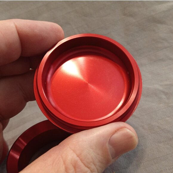 Diamond Grind 4 Piece Herb Grinder, Red 2" (50 mm) with GasPipe Store Logo - Picture 7 of 10